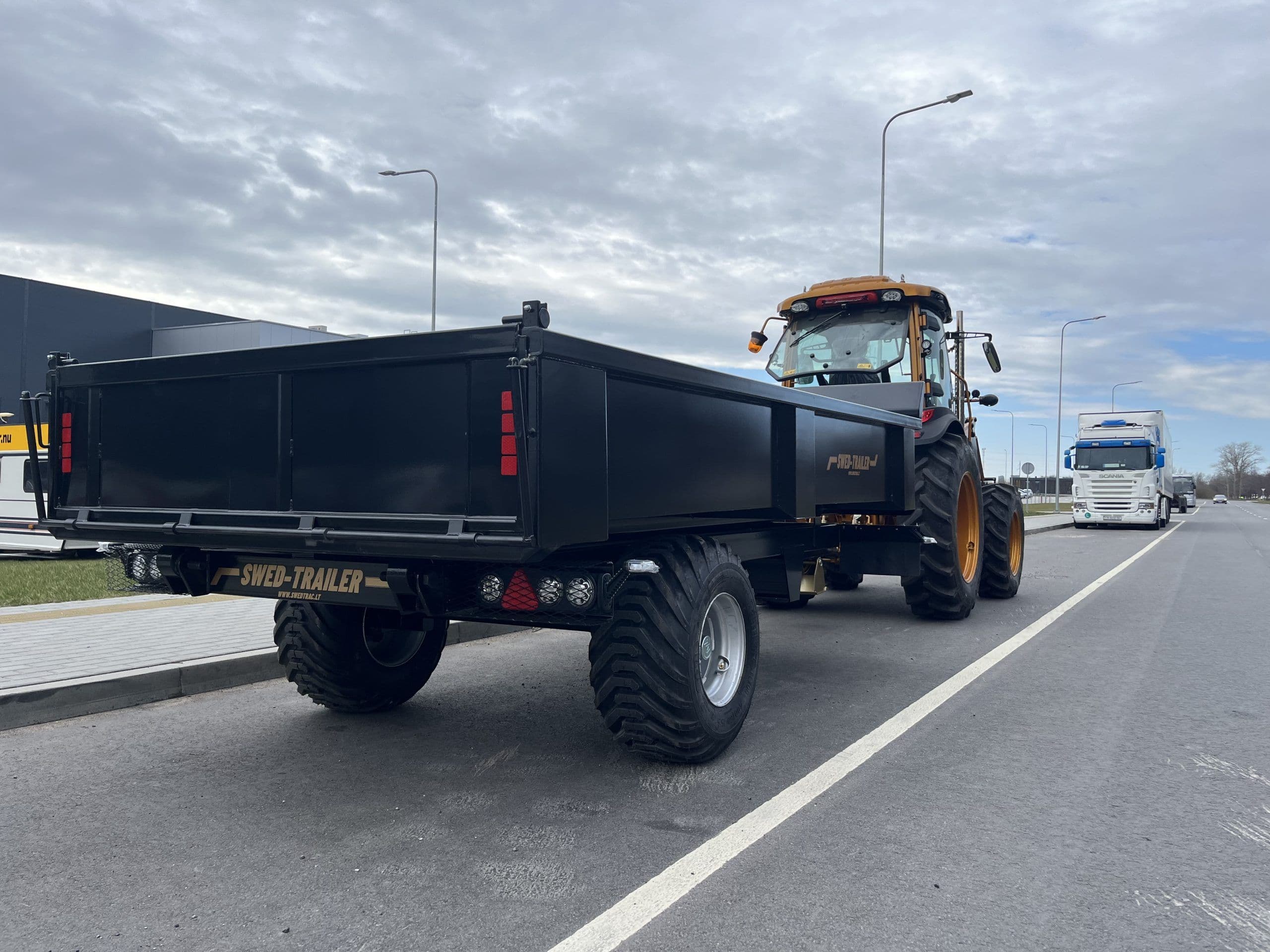 Tippvagn SWED-TRAILER DT-700
